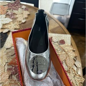 Tory Burch sliver leather flat.